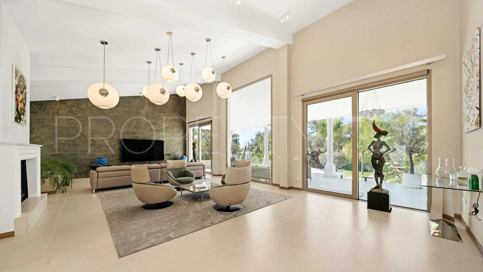 Guadalmina Baja 6 bedrooms villa for sale