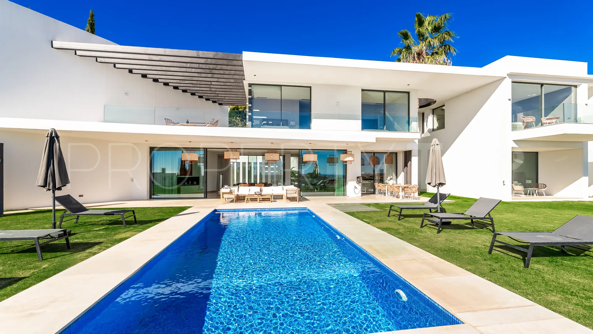 For sale La Alqueria 5 bedrooms villa