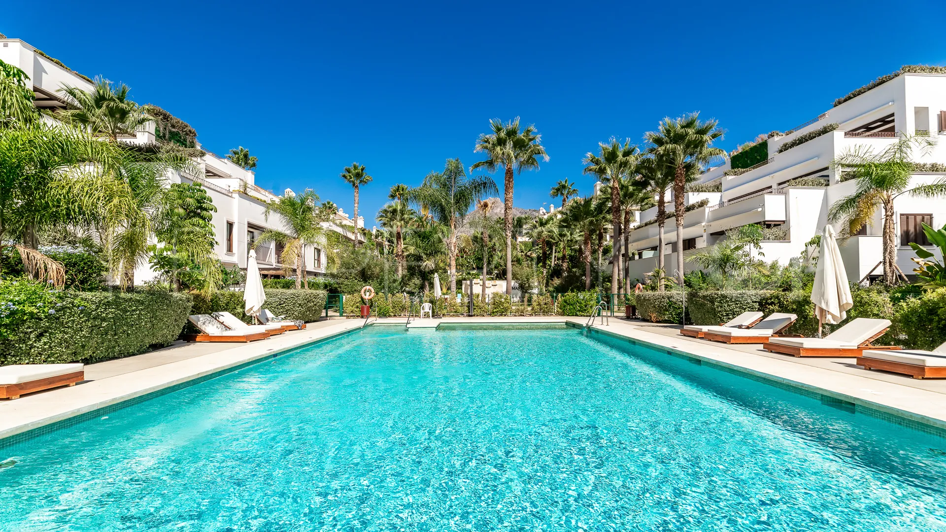 For sale Las Lomas del Marbella Club 3 bedrooms duplex penthouse