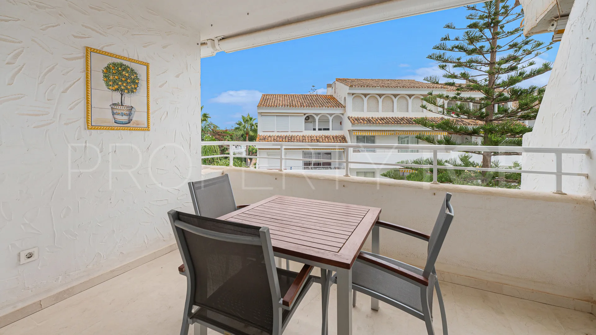 Ático a la venta en Marbesa