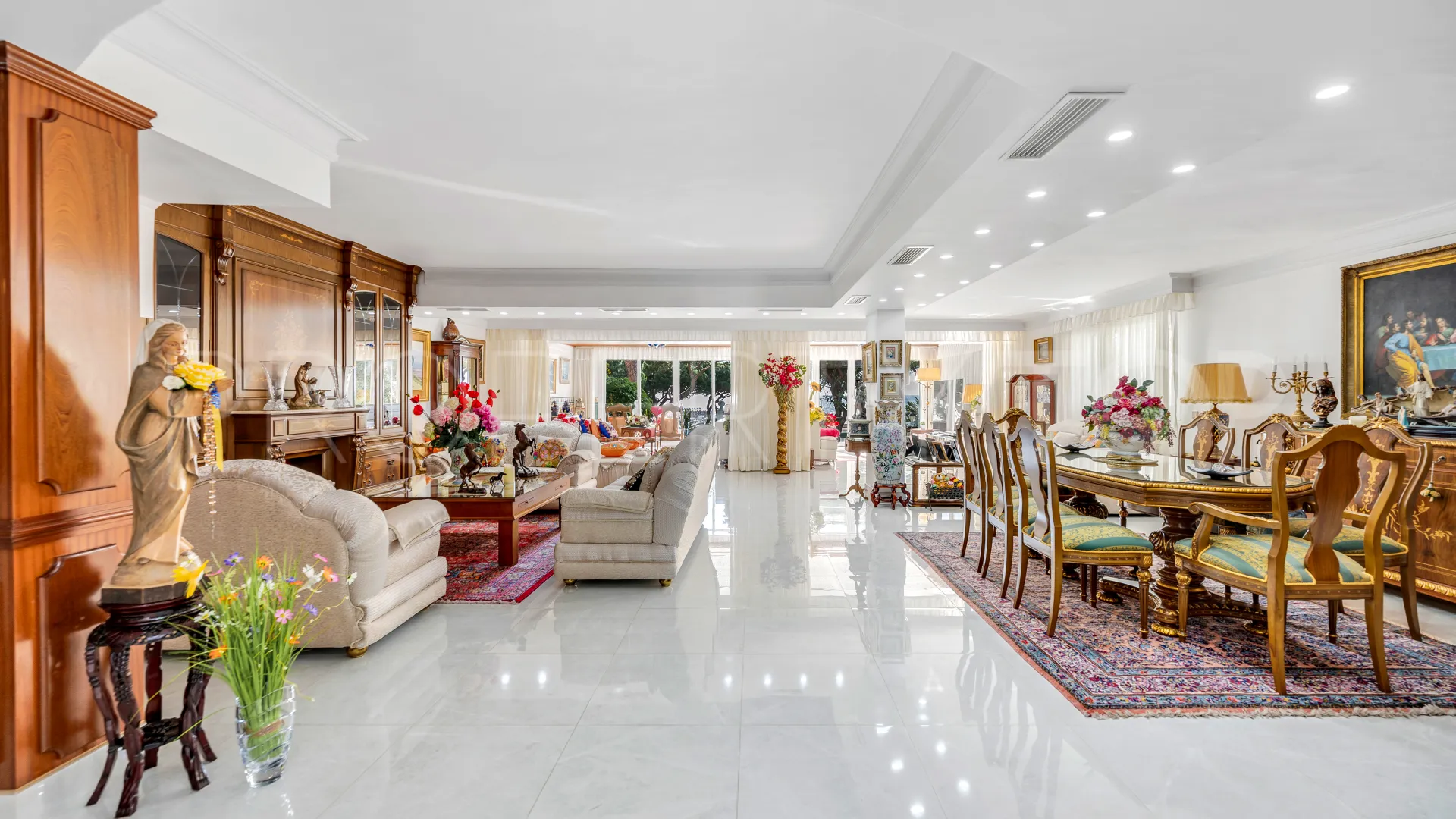 For sale villa with 3 bedrooms in Cabopino