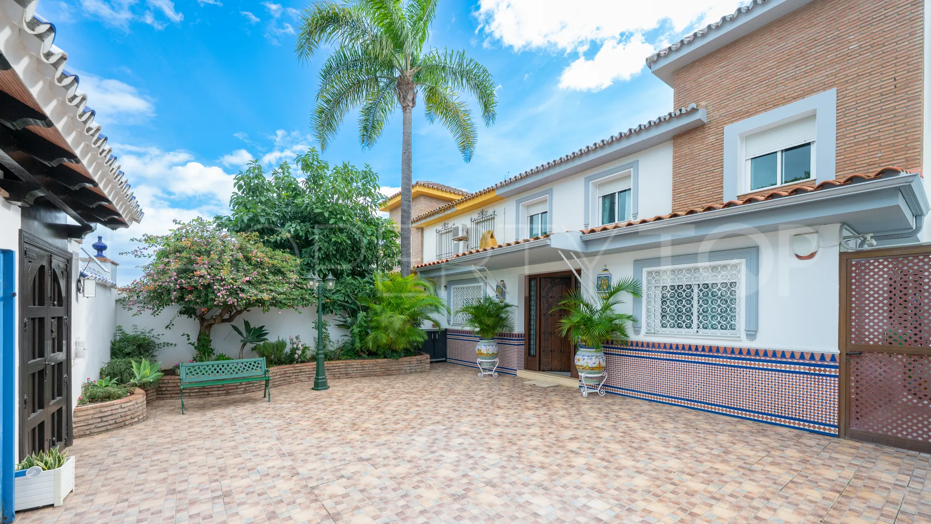 For sale villa with 3 bedrooms in Cabopino