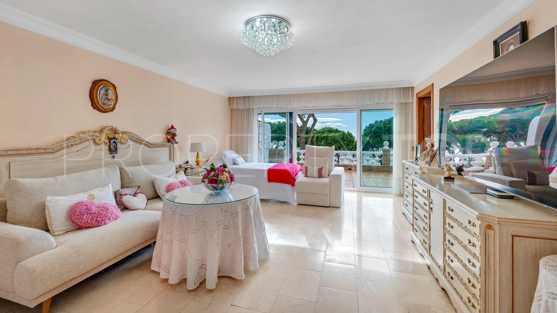 For sale villa with 3 bedrooms in Cabopino