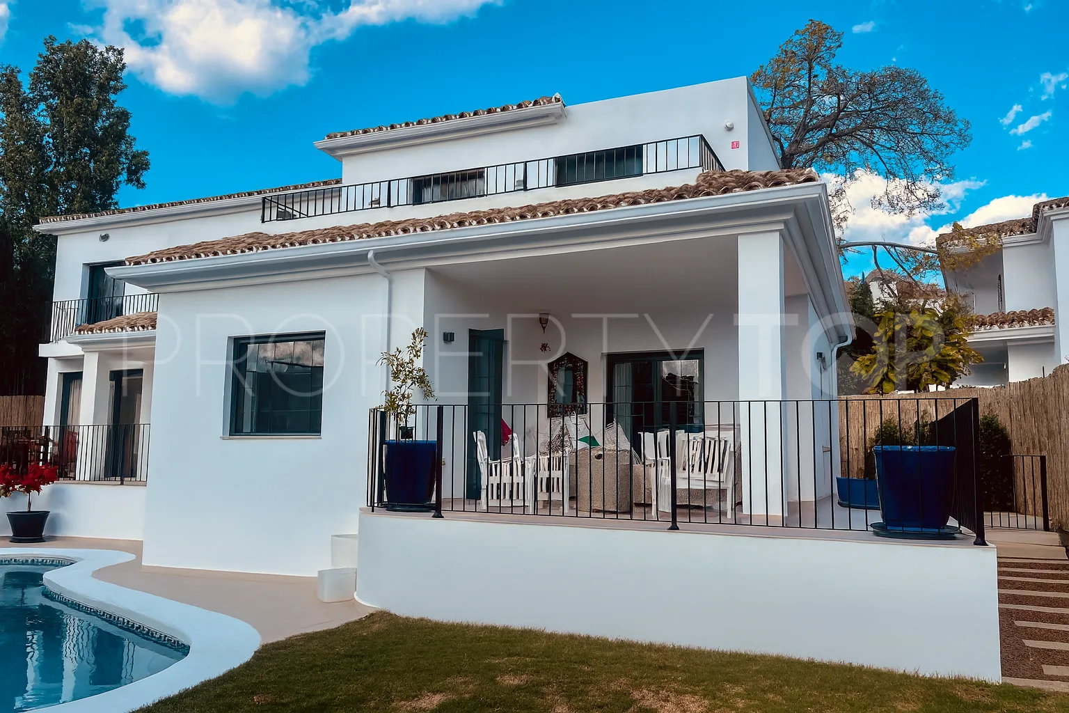 Villa en venta en Guadalmina Alta