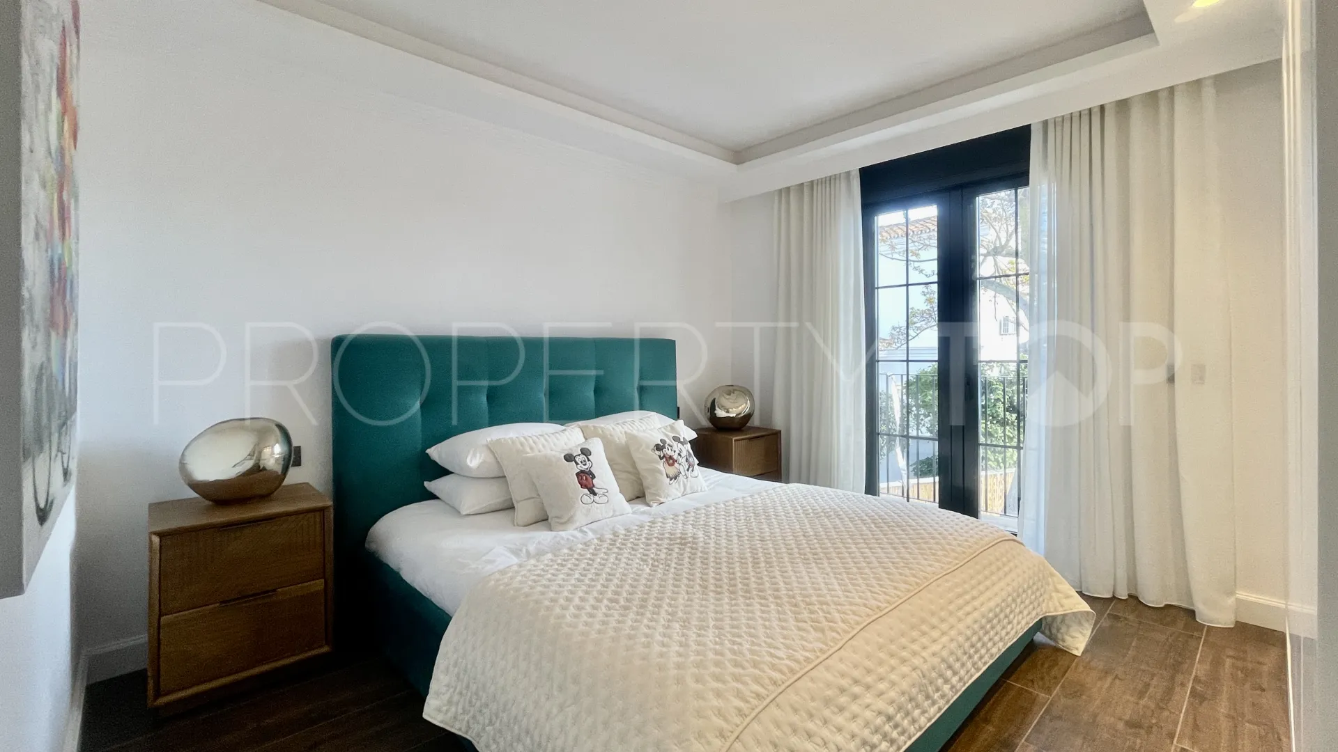 Villa en venta en Guadalmina Alta