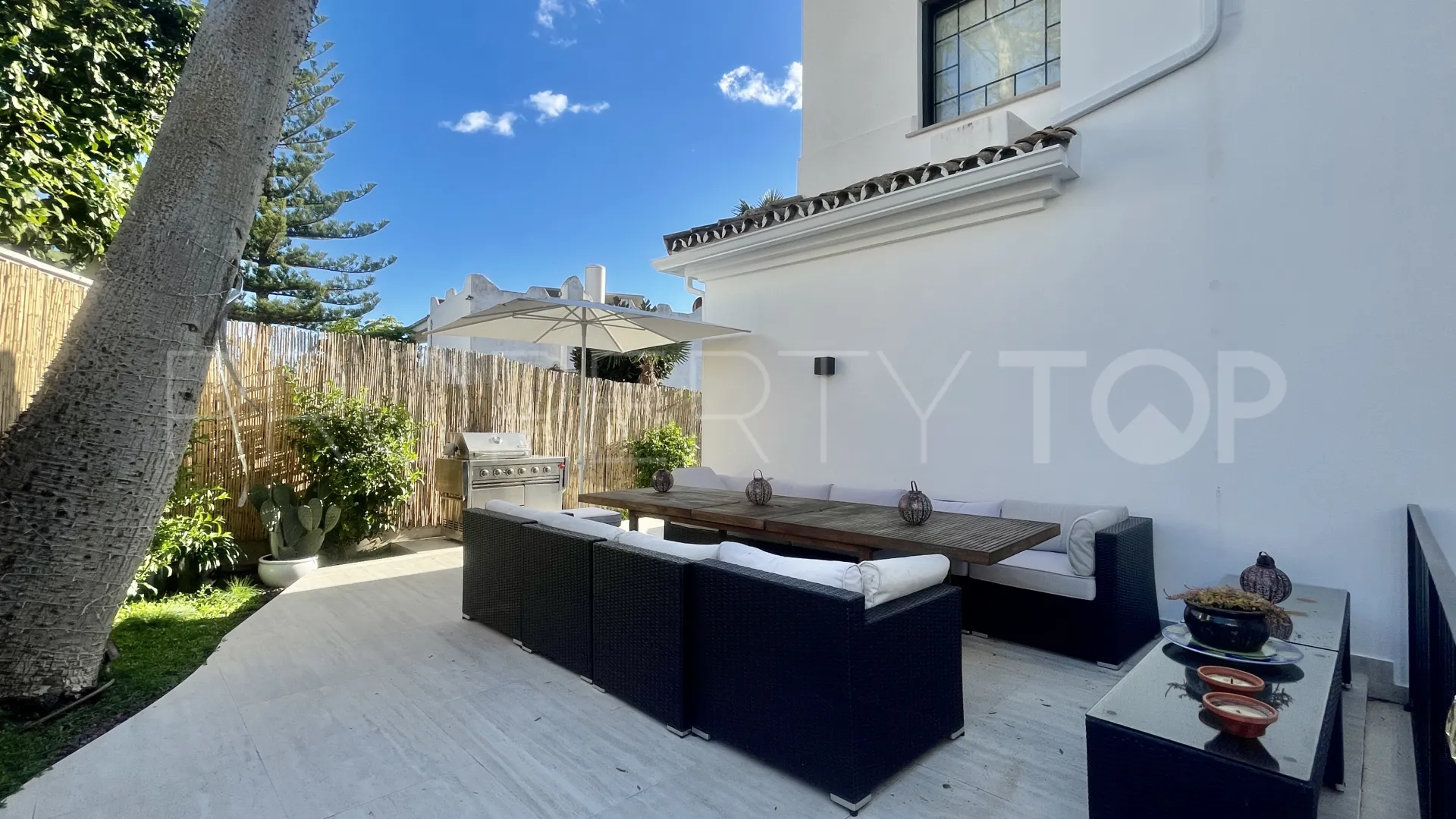 Villa en venta en Guadalmina Alta