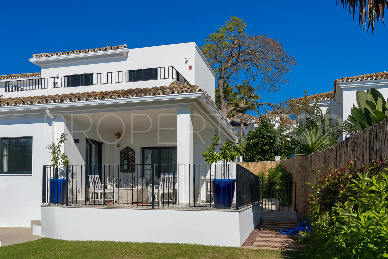 Villa en venta en Guadalmina Alta