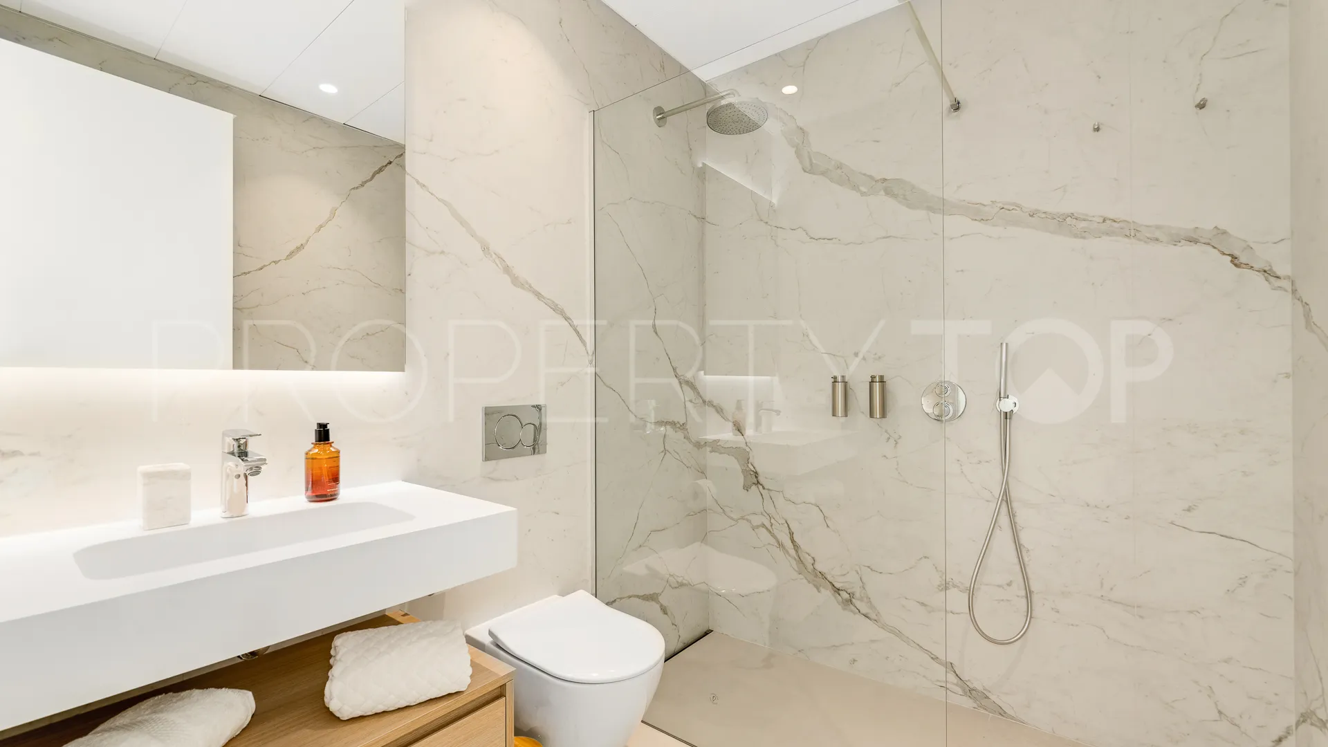 Apartamento a la venta en Golden Mile