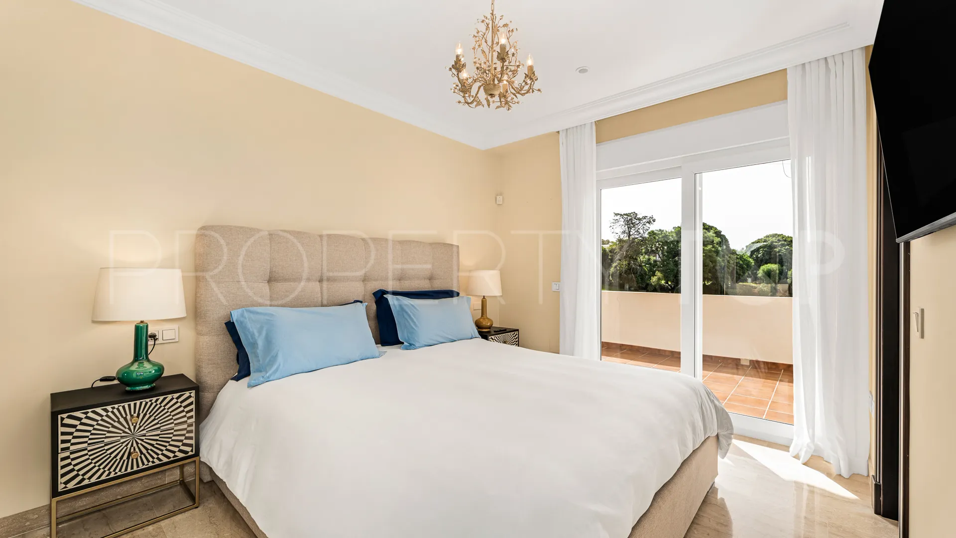 Guadalmina Alta 4 bedrooms villa for sale