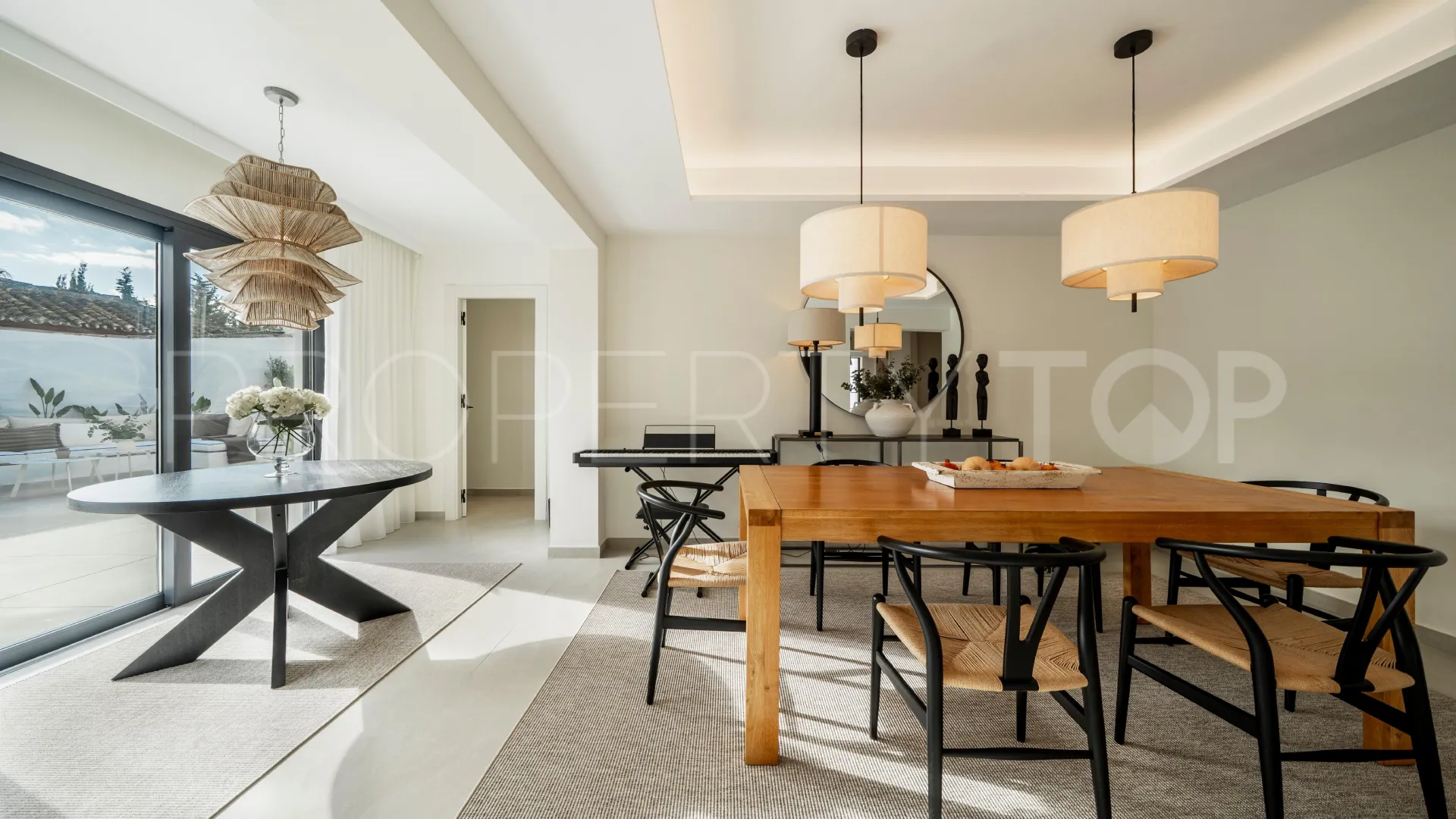 Villa con 5 dormitorios en venta en San Pedro Playa
