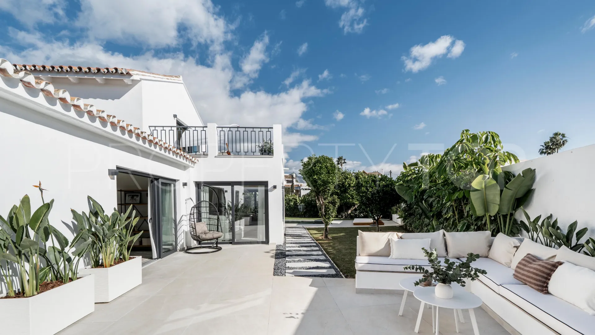 Villa con 5 dormitorios en venta en San Pedro Playa