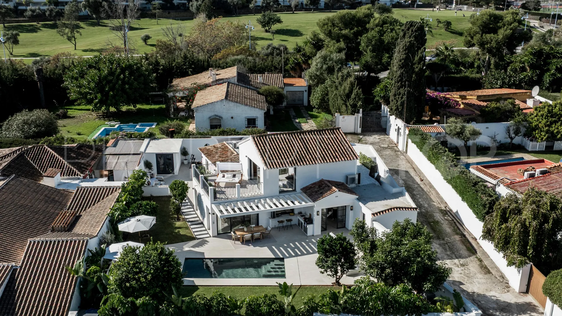 Villa con 5 dormitorios en venta en San Pedro Playa