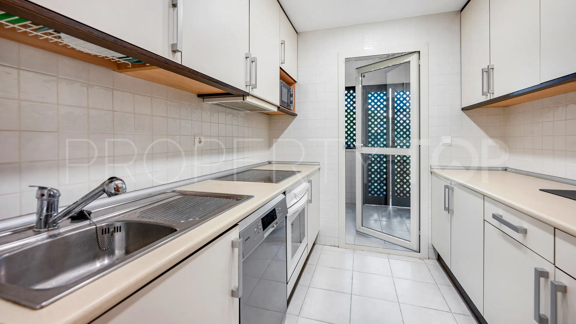 Se vende duplex en Marbesa