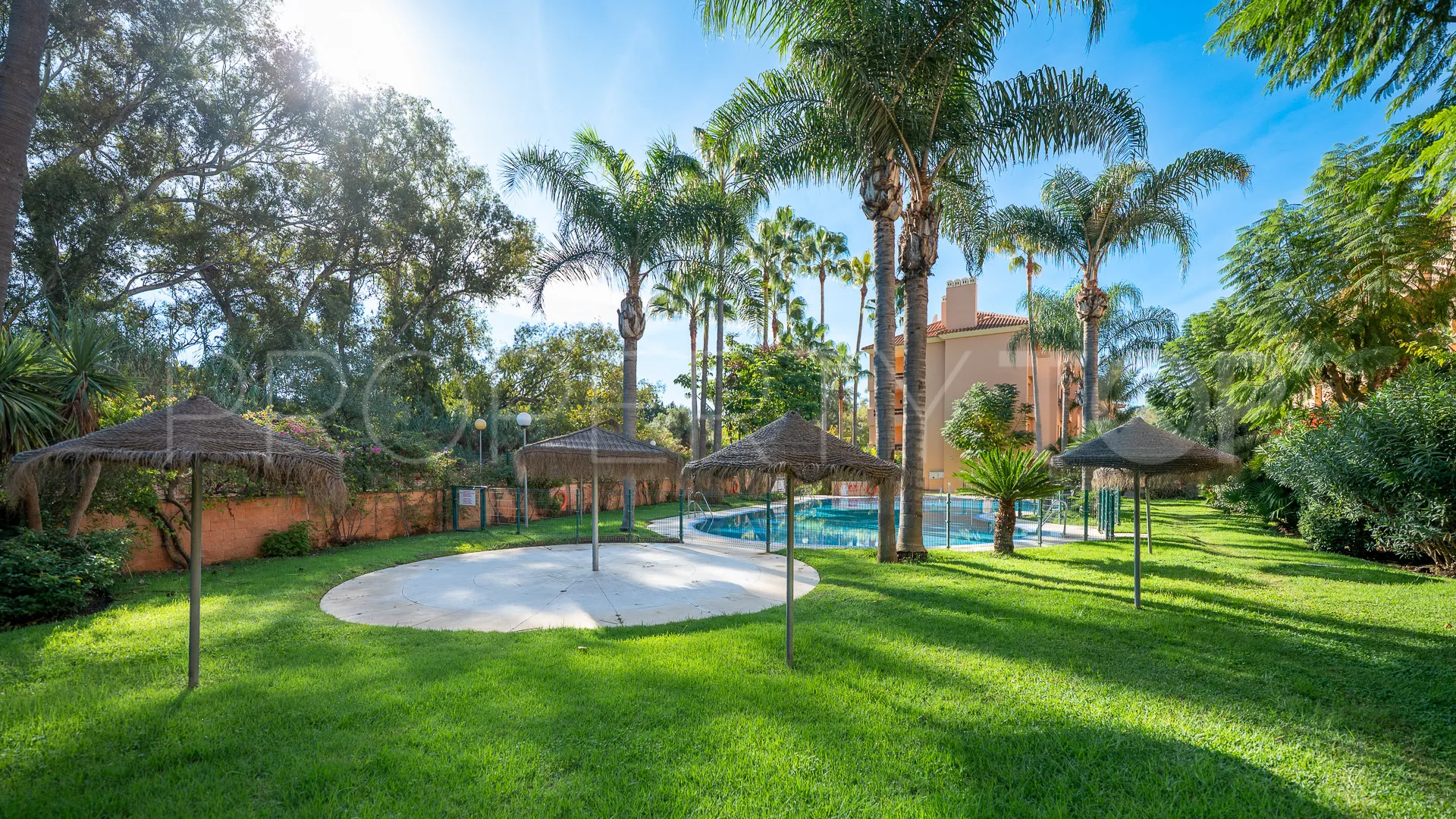 Se vende duplex en Marbesa