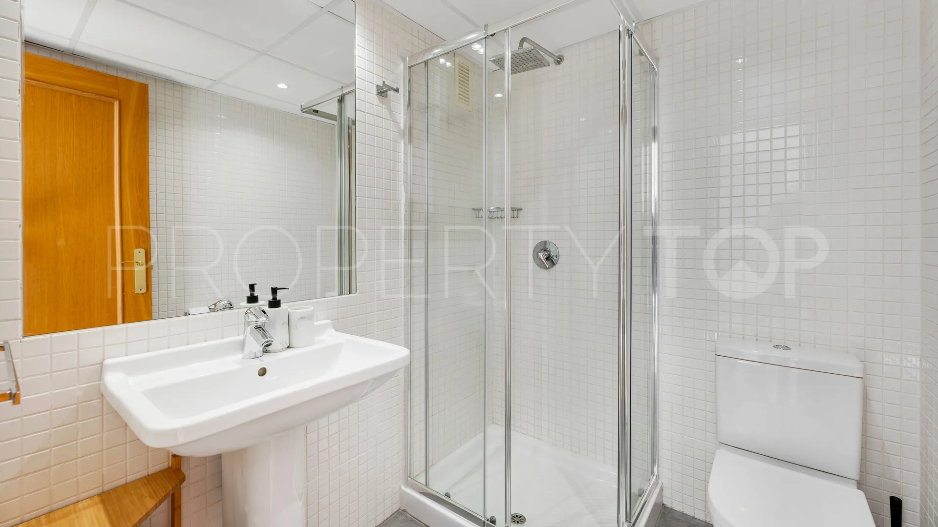 Se vende duplex en Marbesa