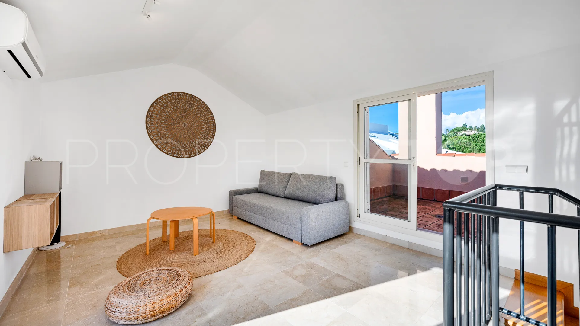 Se vende duplex en Marbesa