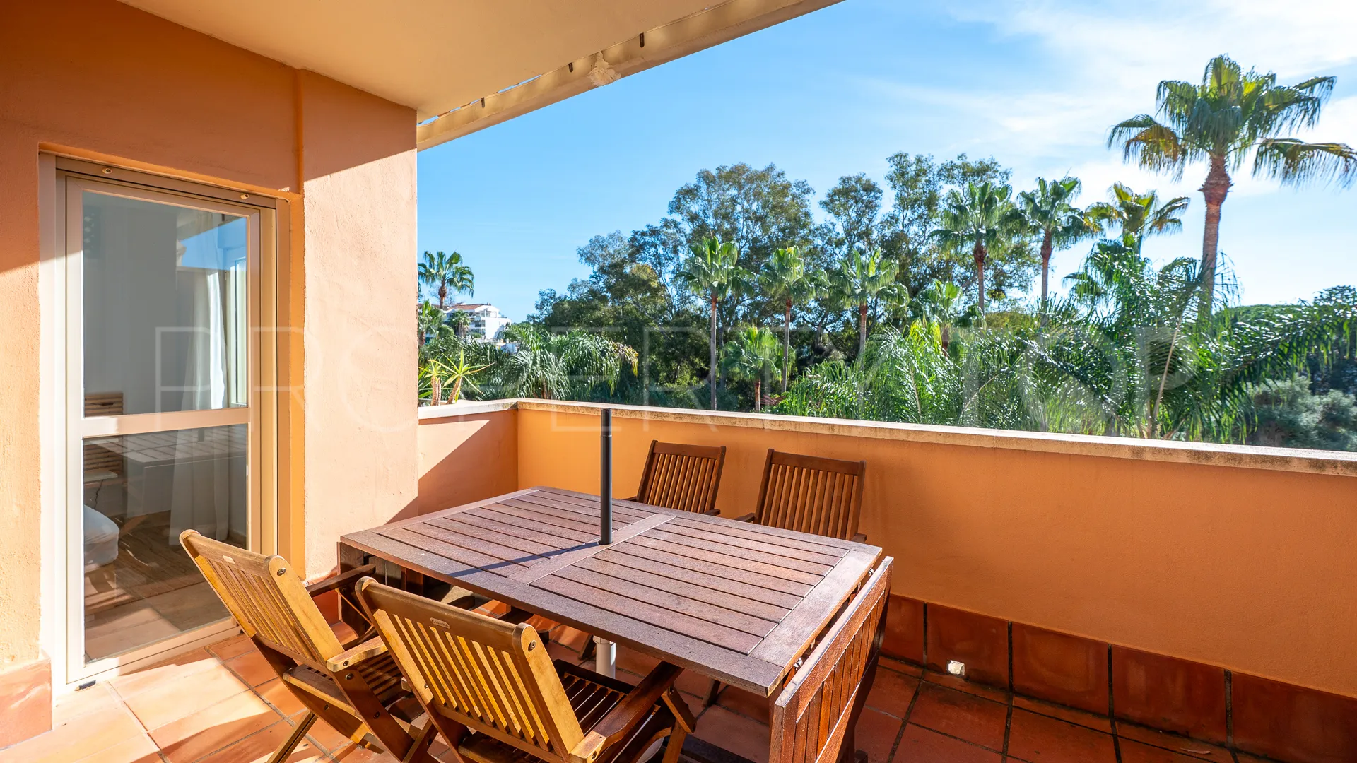Se vende duplex en Marbesa