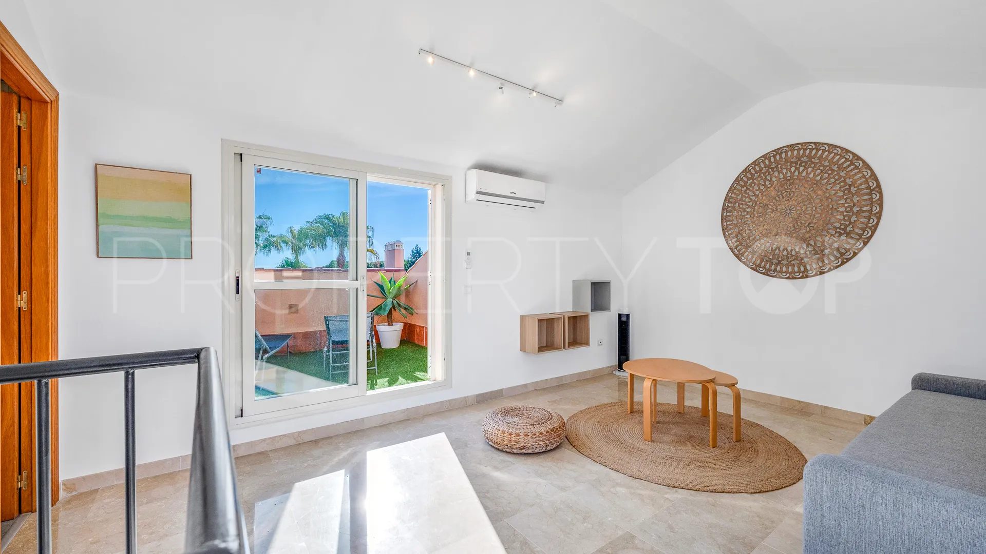 Se vende duplex en Marbesa