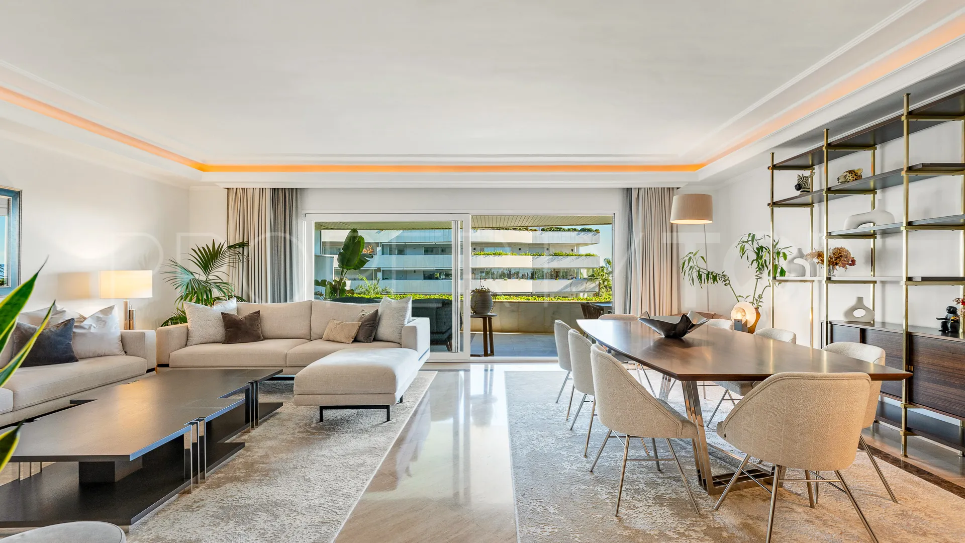 Buy apartment in Marbella - Puerto Banus with 3 bedrooms