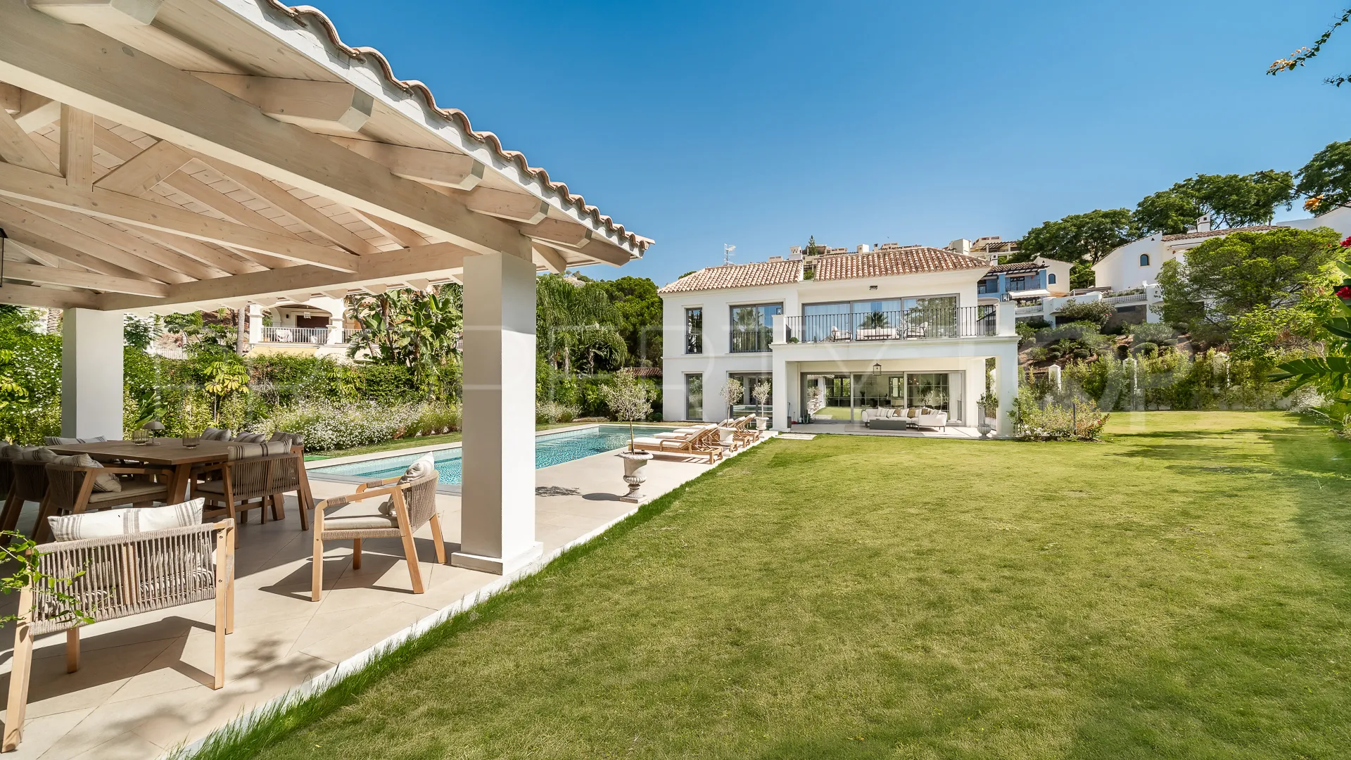 Se vende villa en Los Arqueros