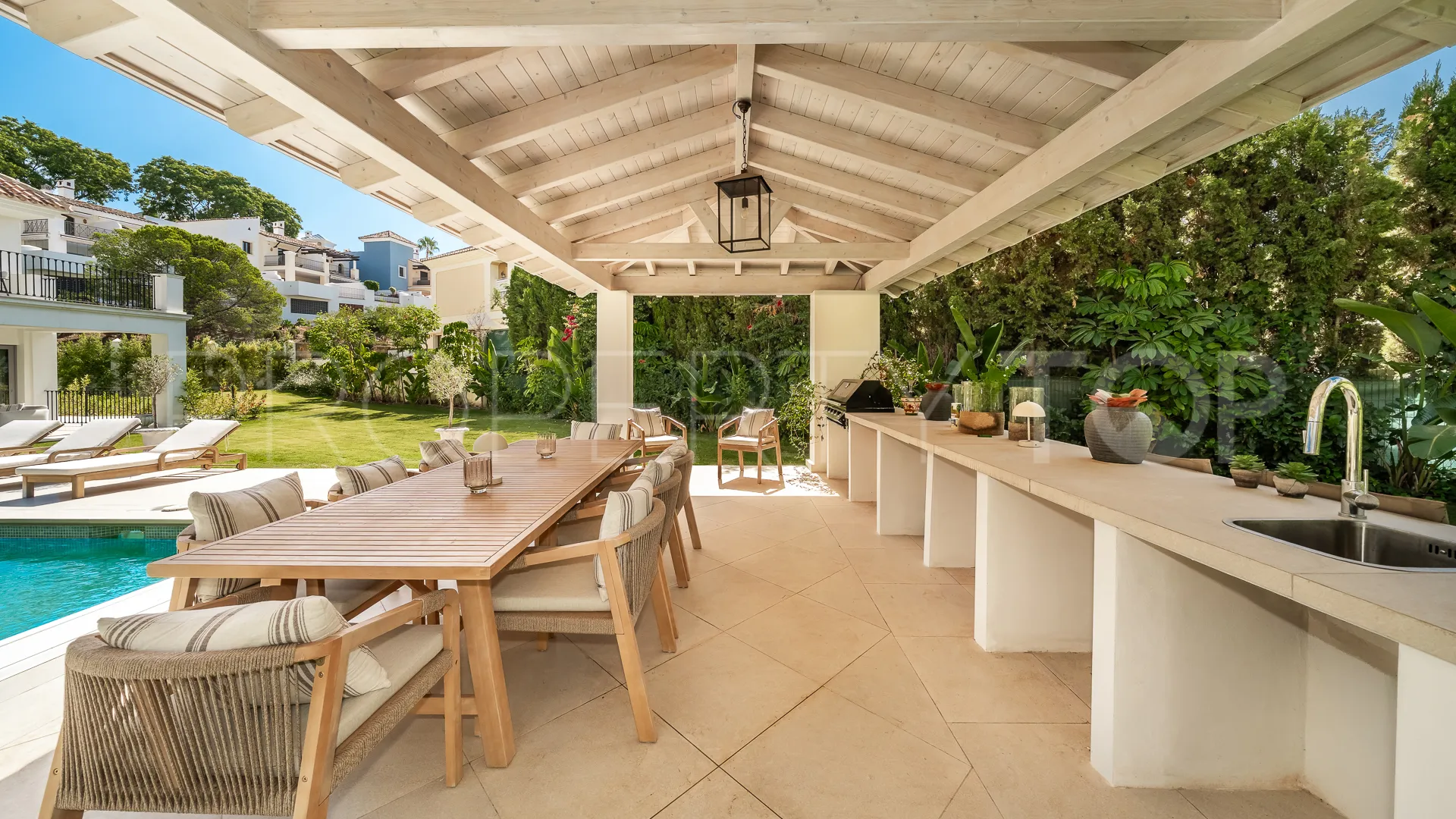 Se vende villa en Los Arqueros