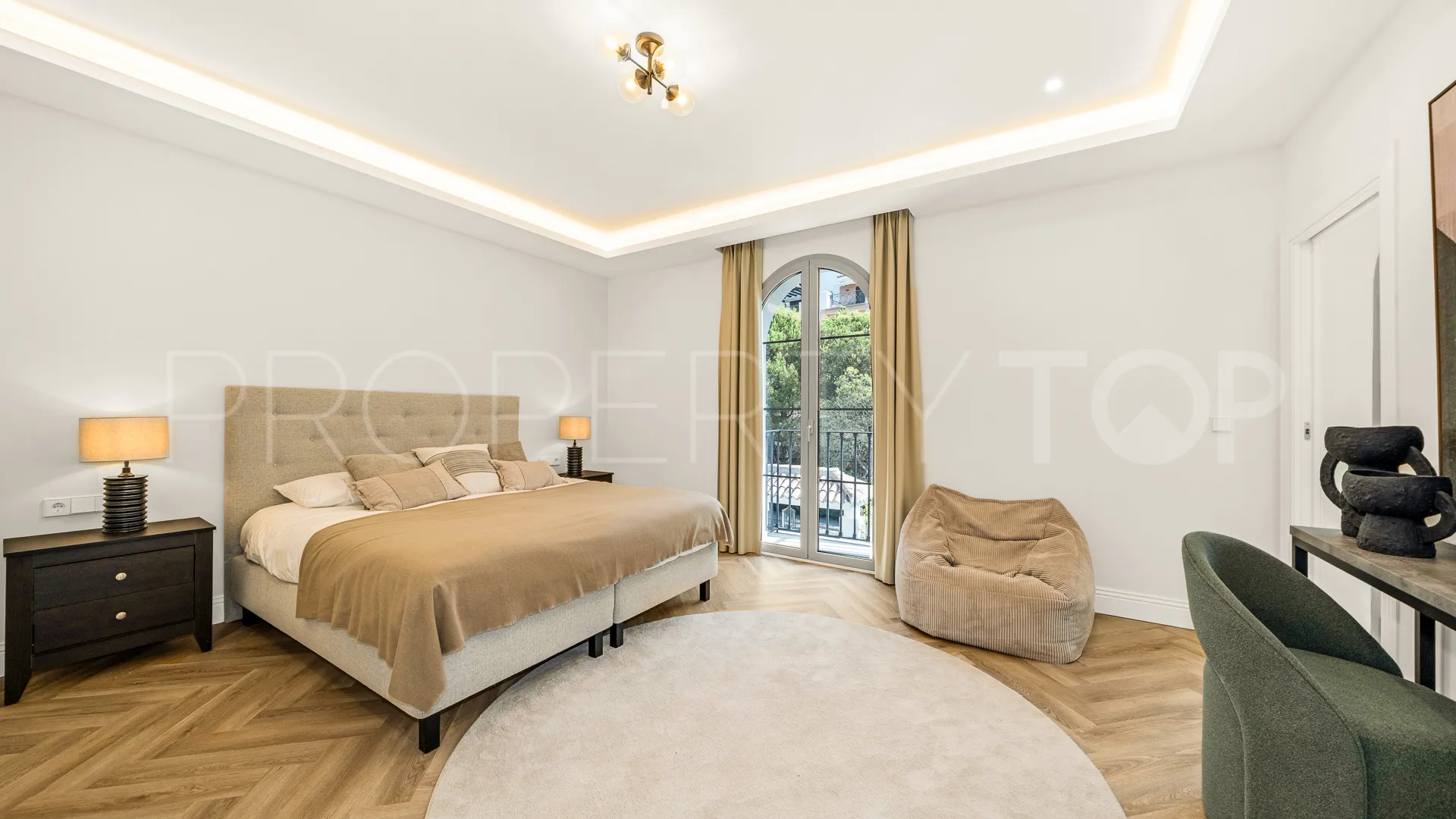 Se vende villa en Los Arqueros