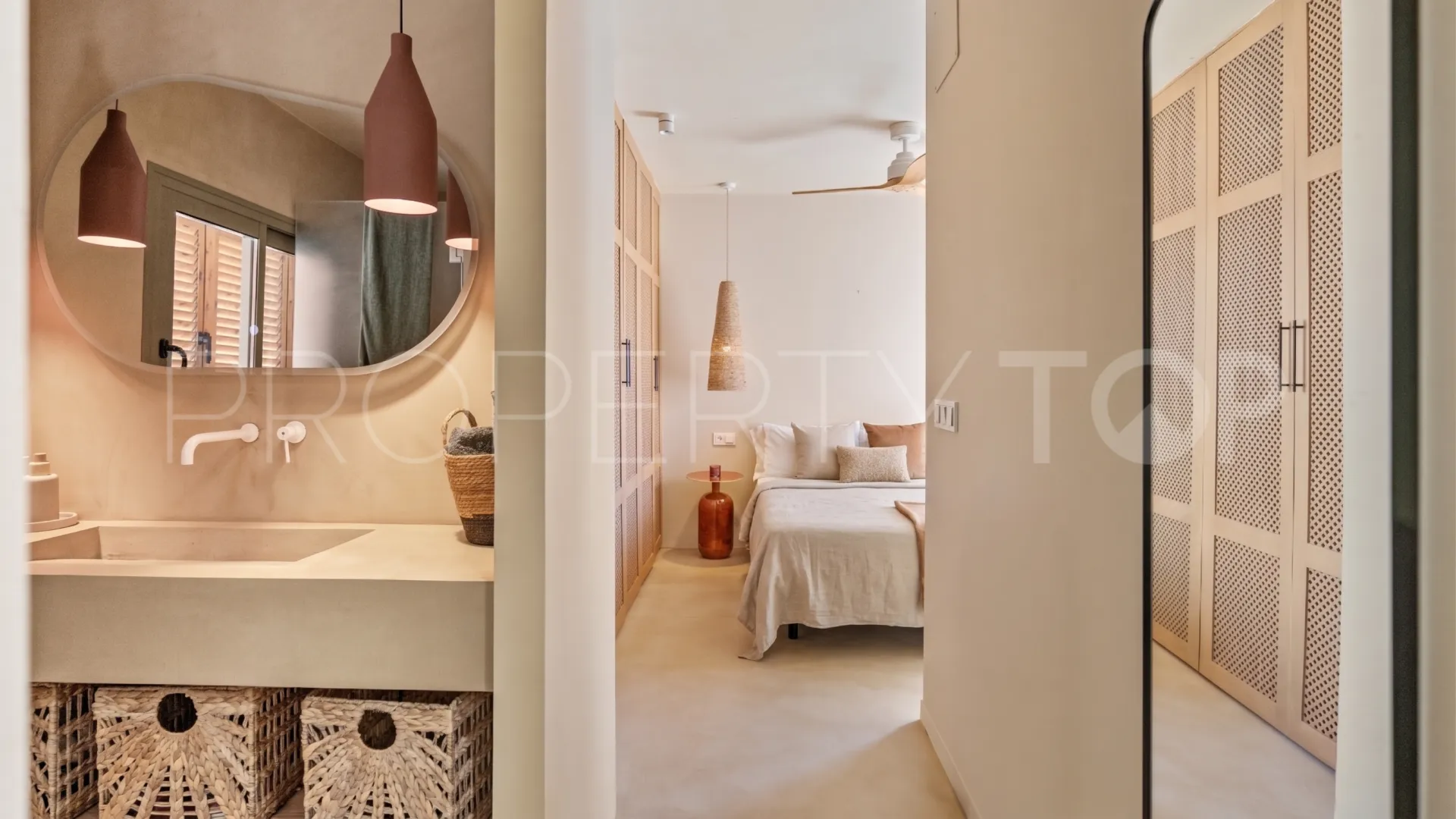 Elviria, villa en venta de 5 dormitorios