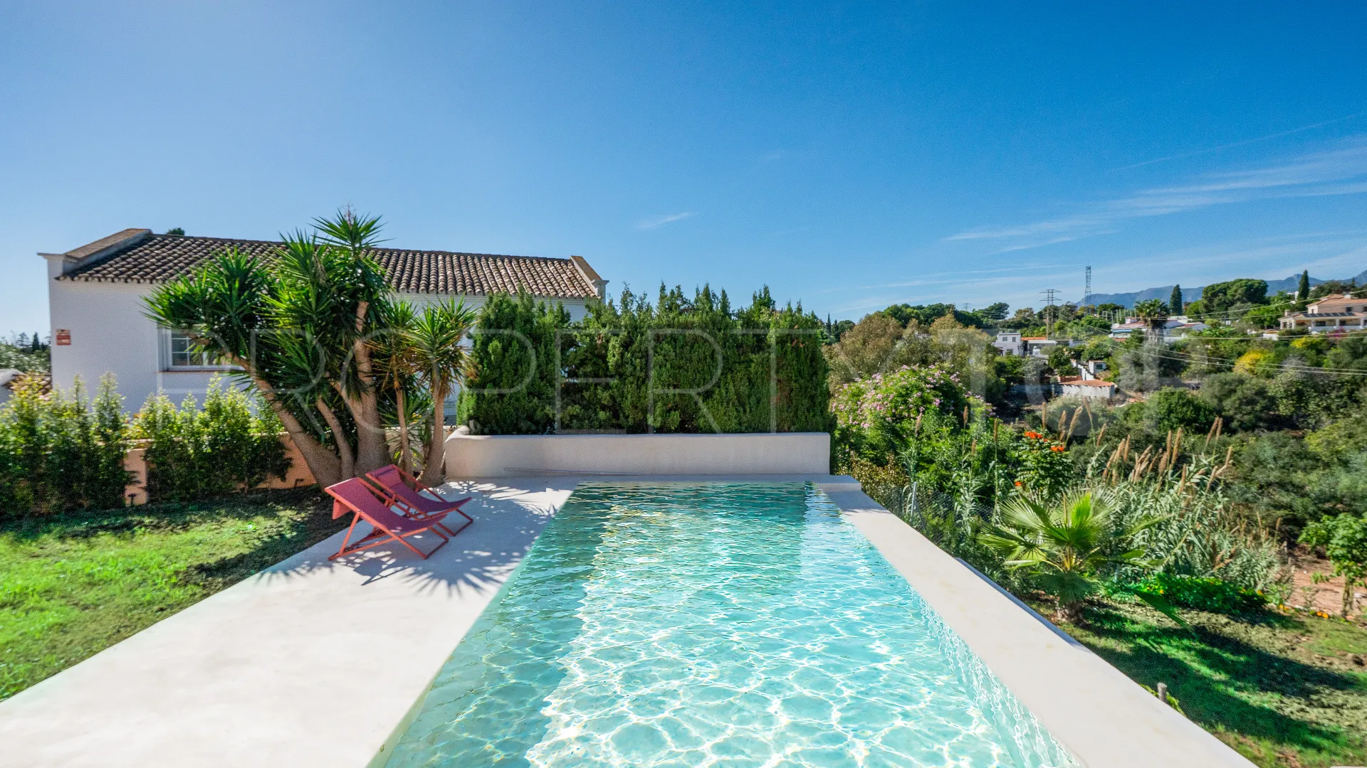 Elviria, villa en venta de 5 dormitorios