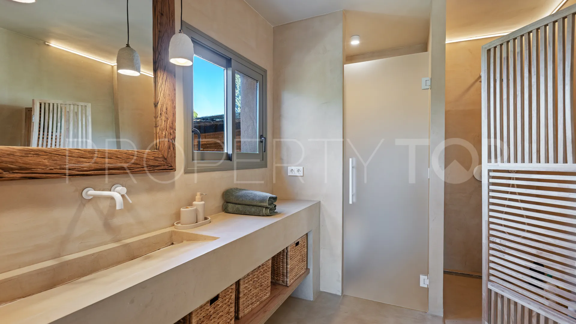 Elviria, villa en venta de 5 dormitorios