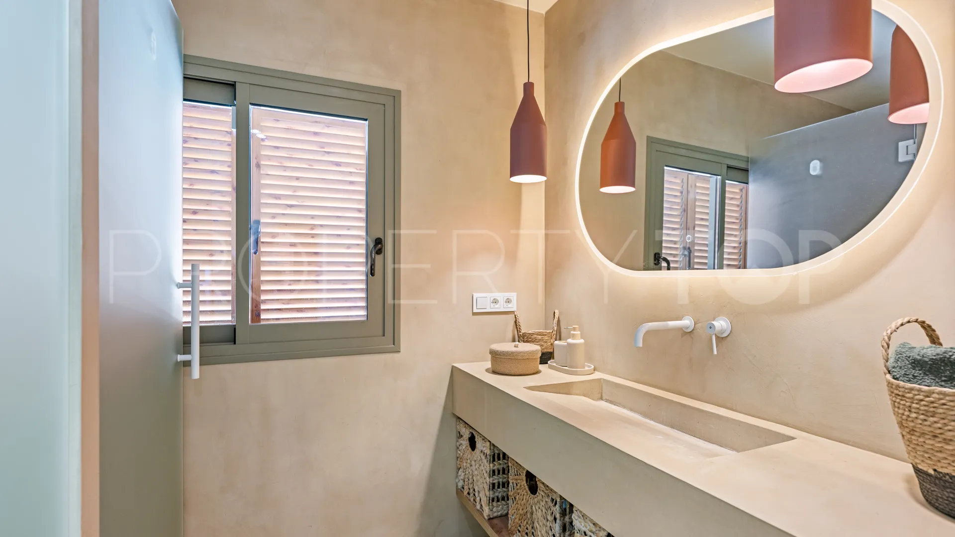 Elviria, villa en venta de 5 dormitorios