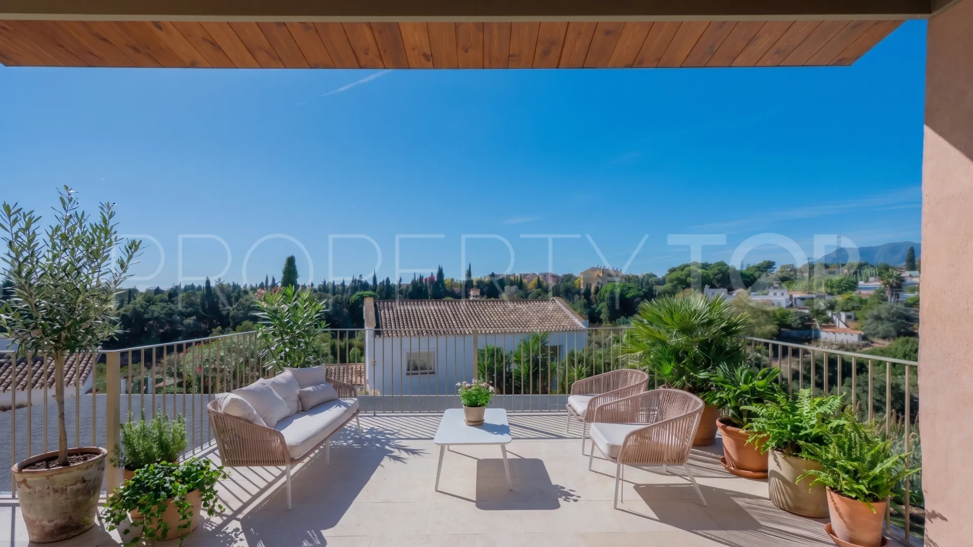 Elviria, villa en venta de 5 dormitorios