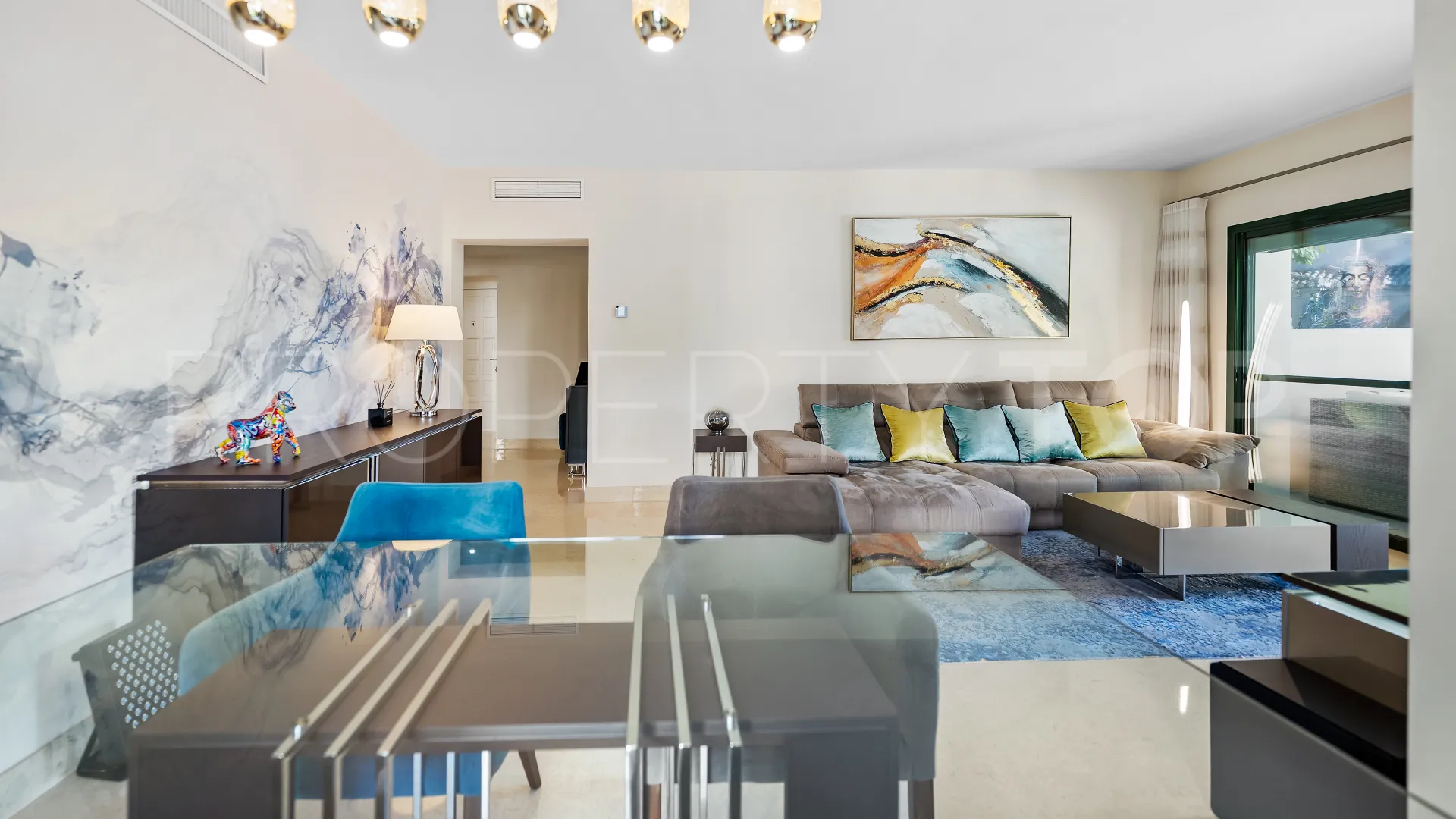 Ground floor apartment with 2 bedrooms for sale in Los Arqueros
