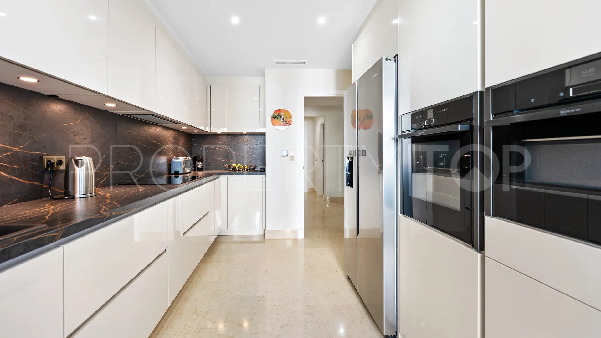 Ground floor apartment with 2 bedrooms for sale in Los Arqueros