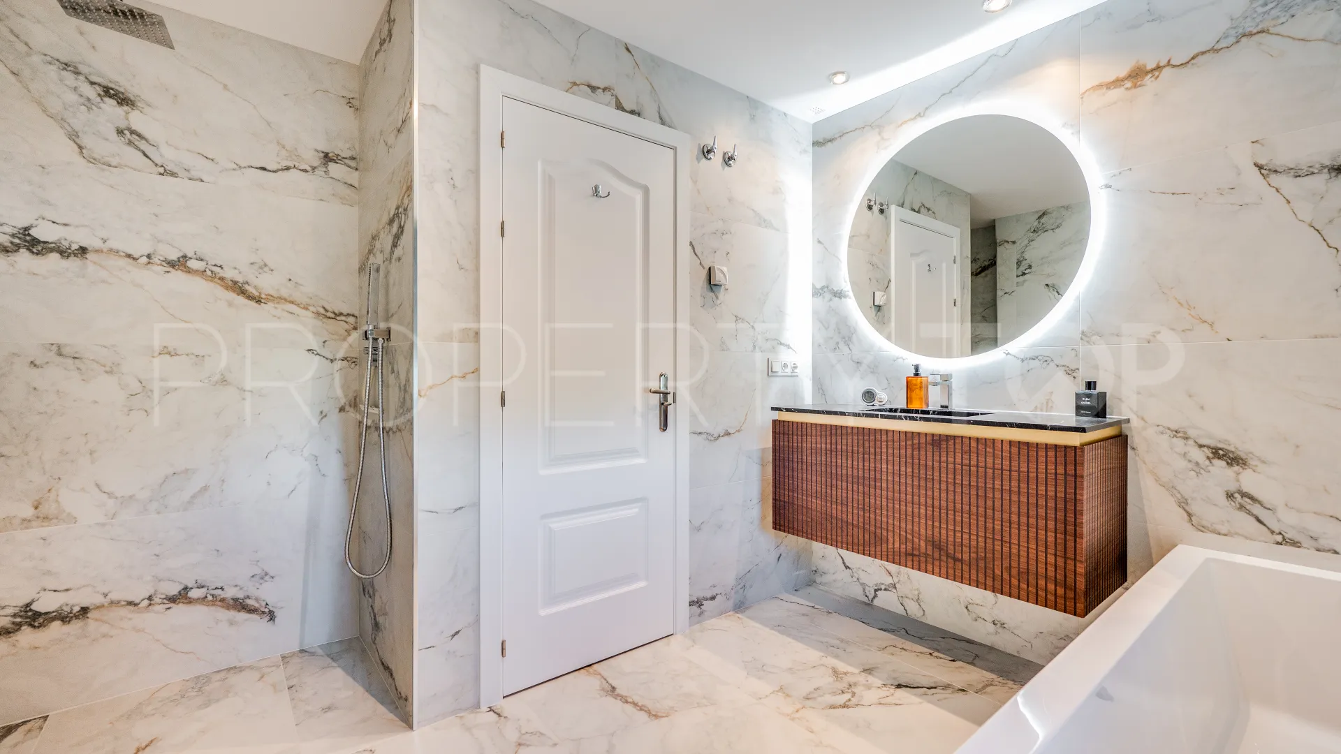 Ground floor apartment with 2 bedrooms for sale in Los Arqueros