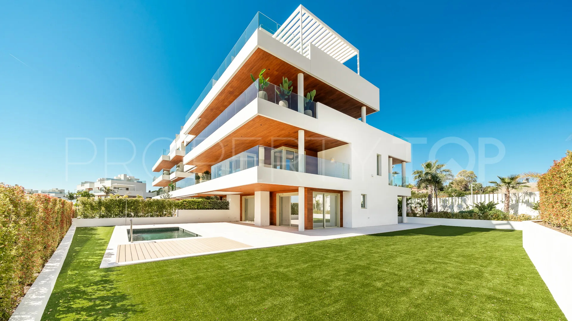 Apartamento planta baja con 4 dormitorios en venta en Golden Mile