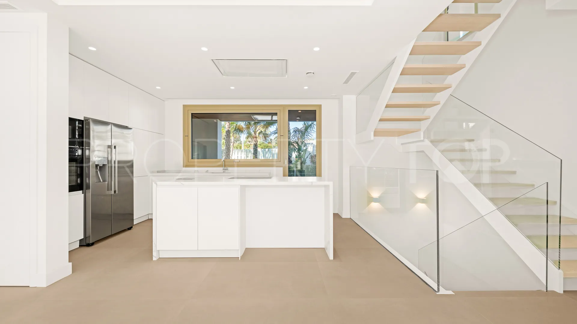 Apartamento planta baja con 4 dormitorios en venta en Golden Mile