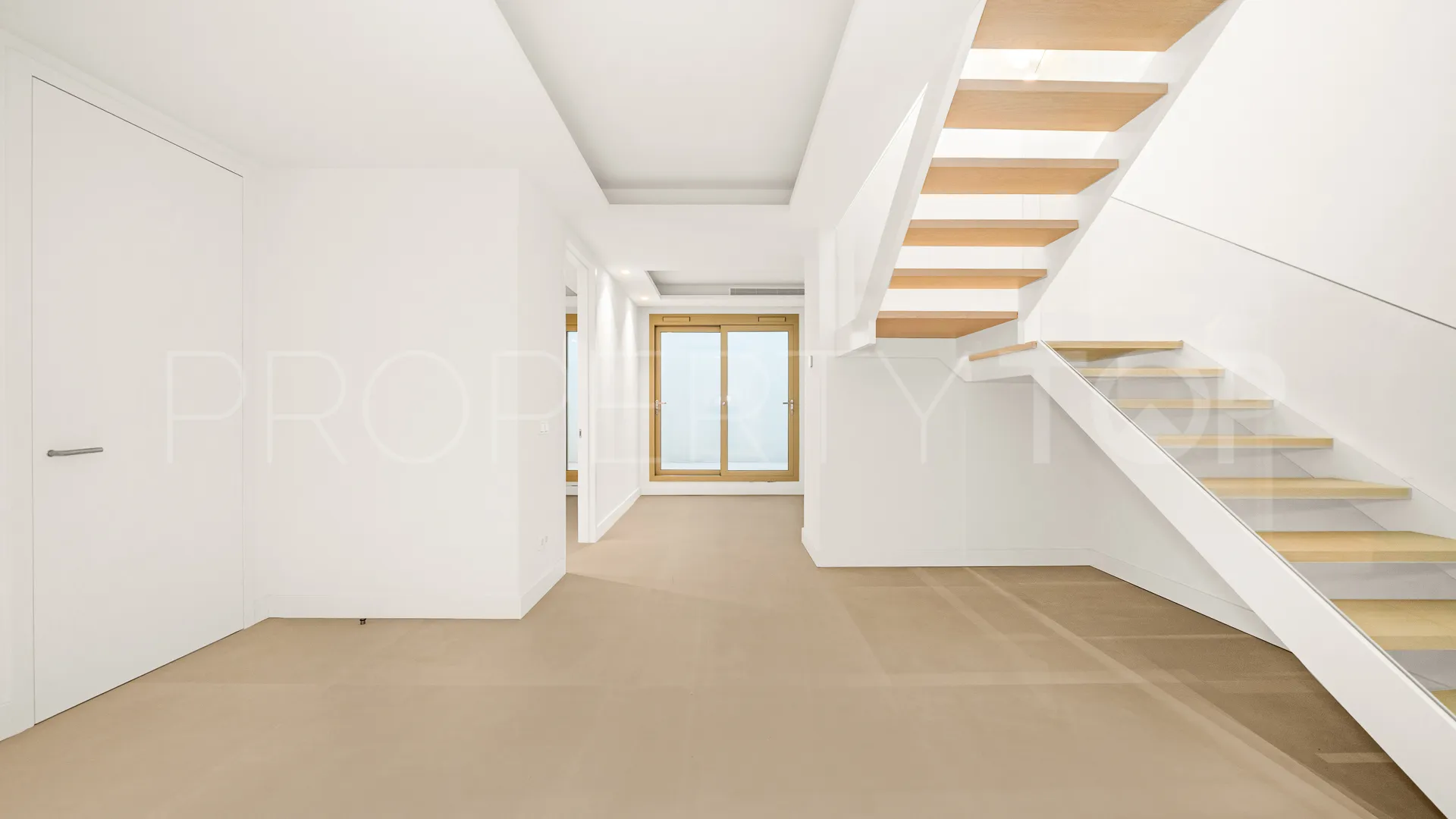 Apartamento planta baja con 4 dormitorios en venta en Golden Mile