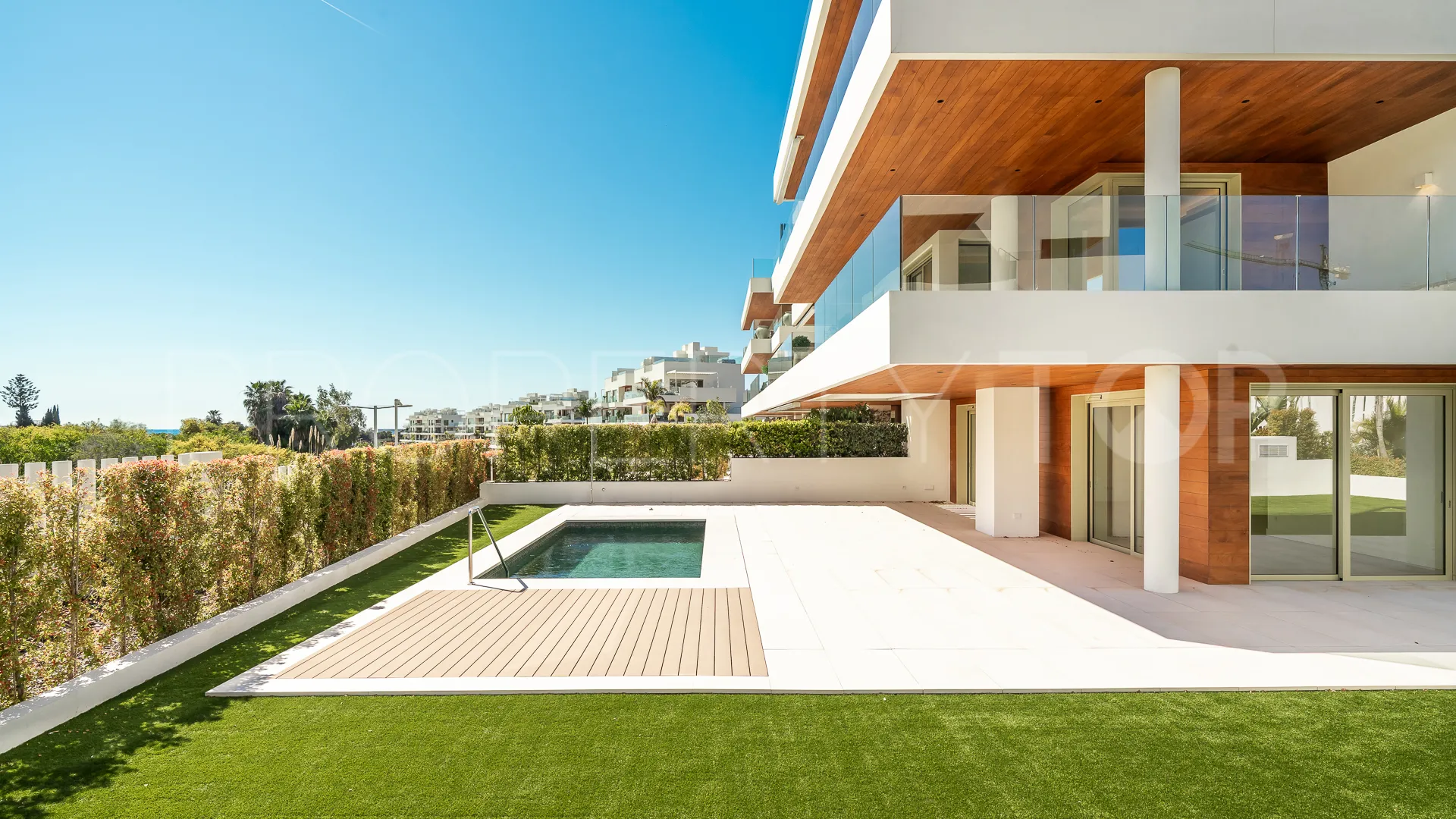 Apartamento planta baja con 4 dormitorios en venta en Golden Mile