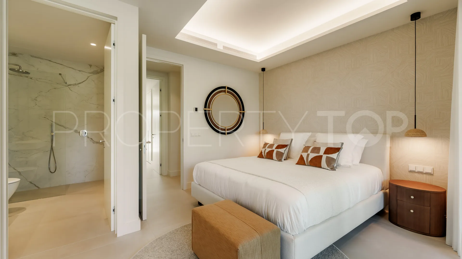 Apartamento planta baja a la venta en Golden Mile