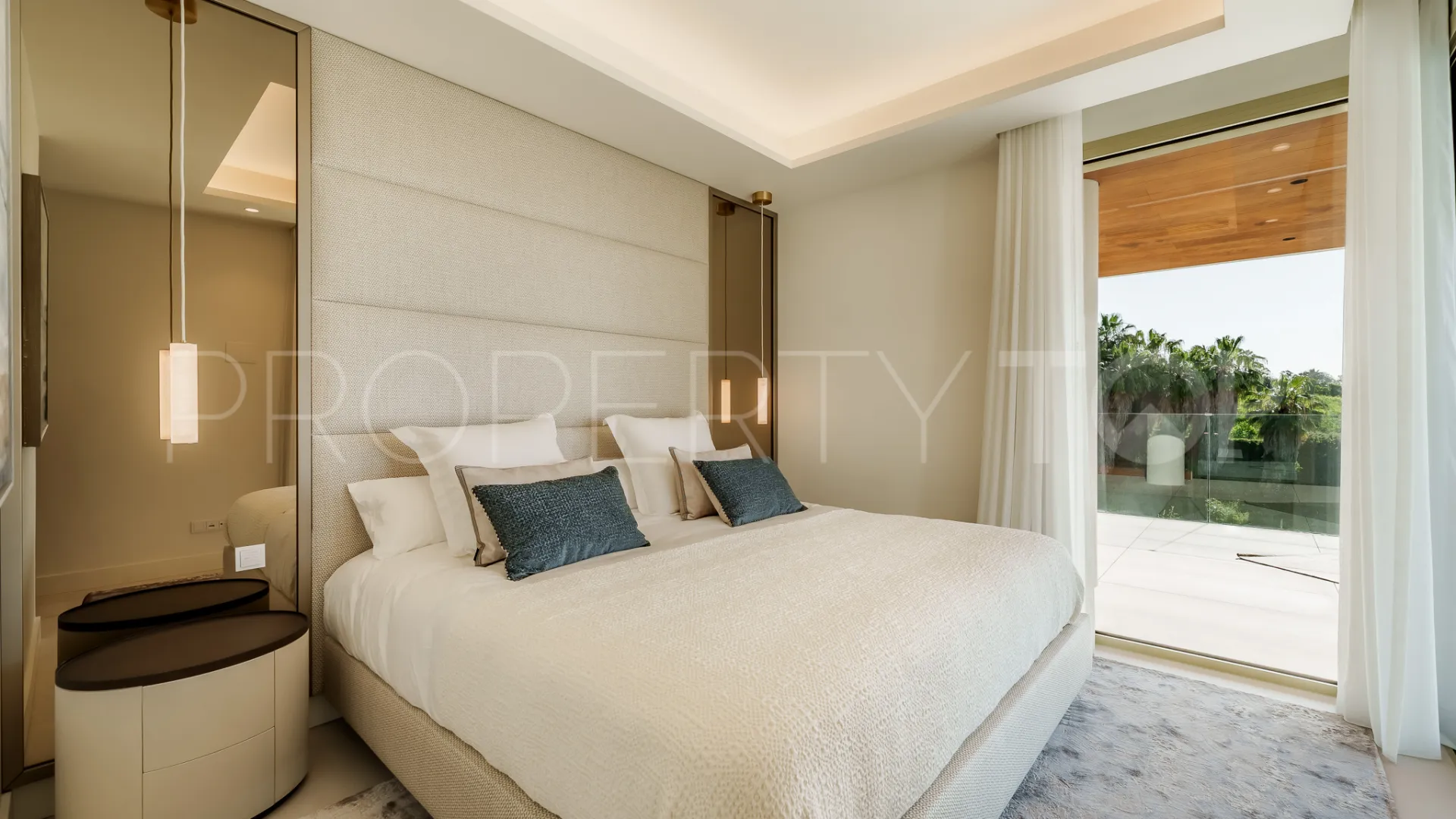 Apartamento planta baja a la venta en Golden Mile