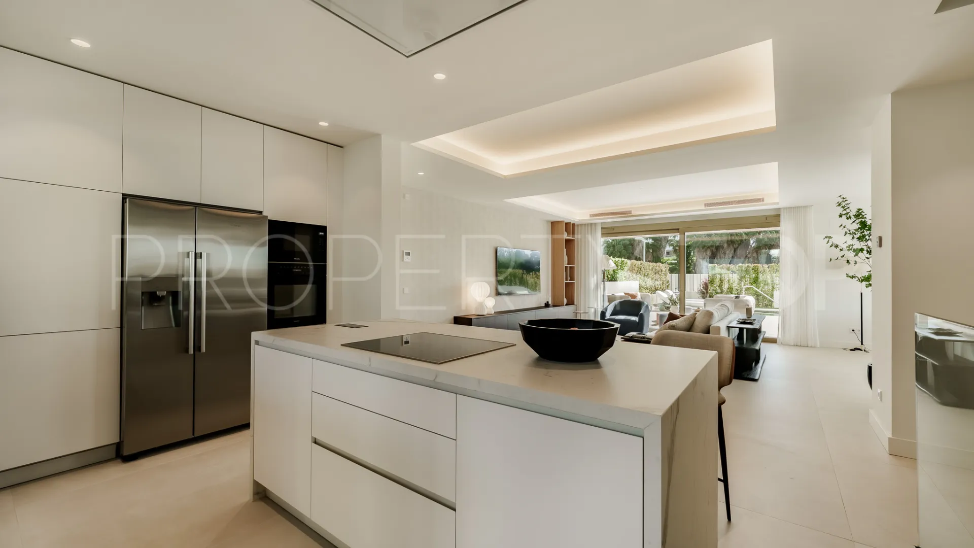 Apartamento planta baja a la venta en Golden Mile