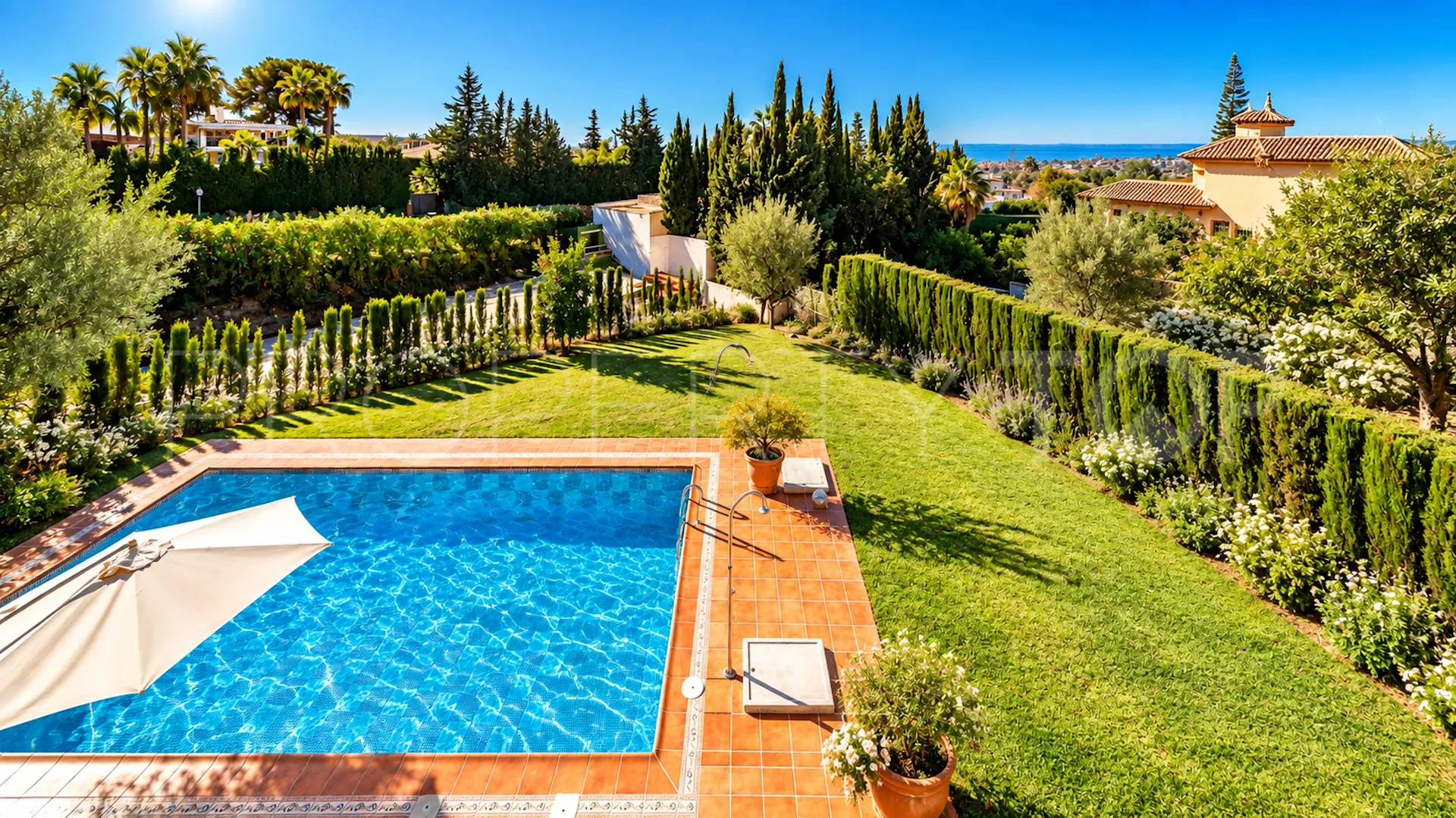 For sale villa in El Rosario with 6 bedrooms