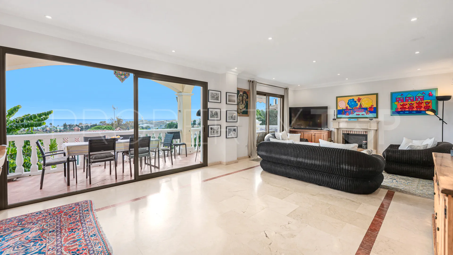 Villa for sale in Rio Real with 7 bedrooms