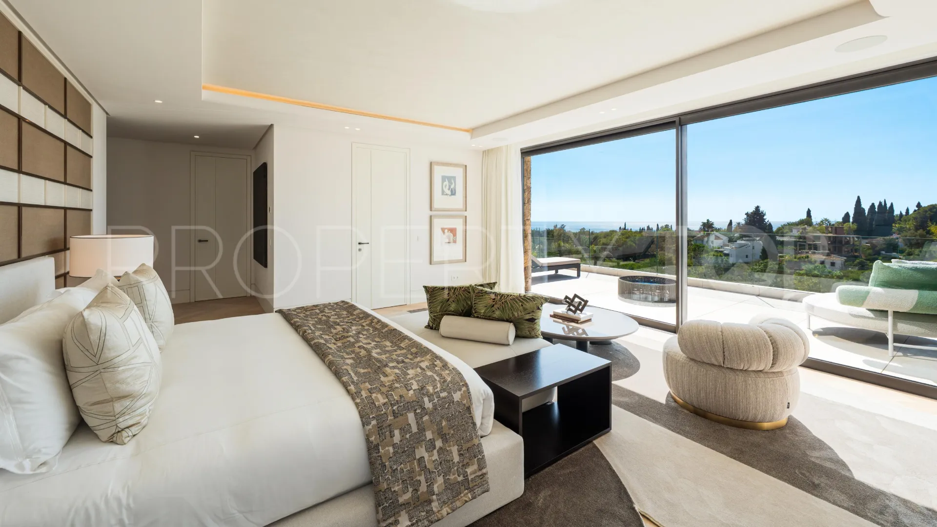 For sale villa in Marbella Hill Club
