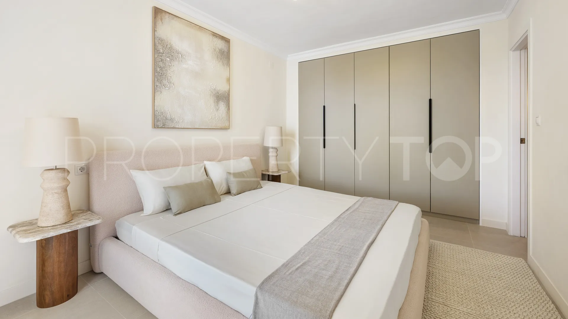 Apartment for sale in Las Chapas