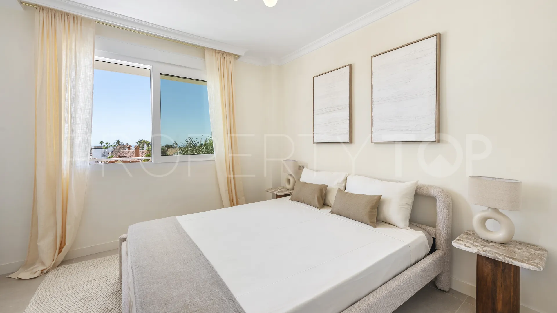 Apartment for sale in Las Chapas