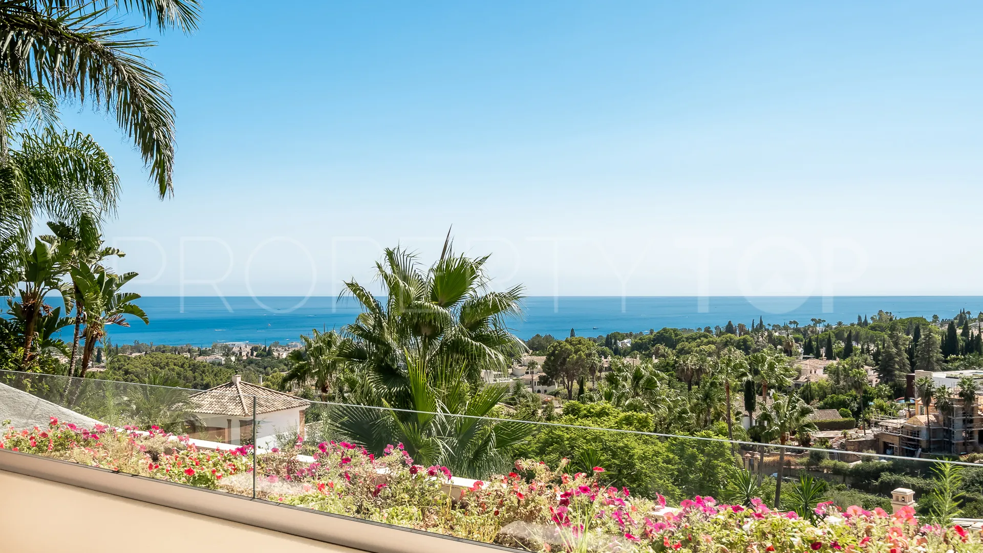 Se vende villa con 5 dormitorios en Cascada de Camojan