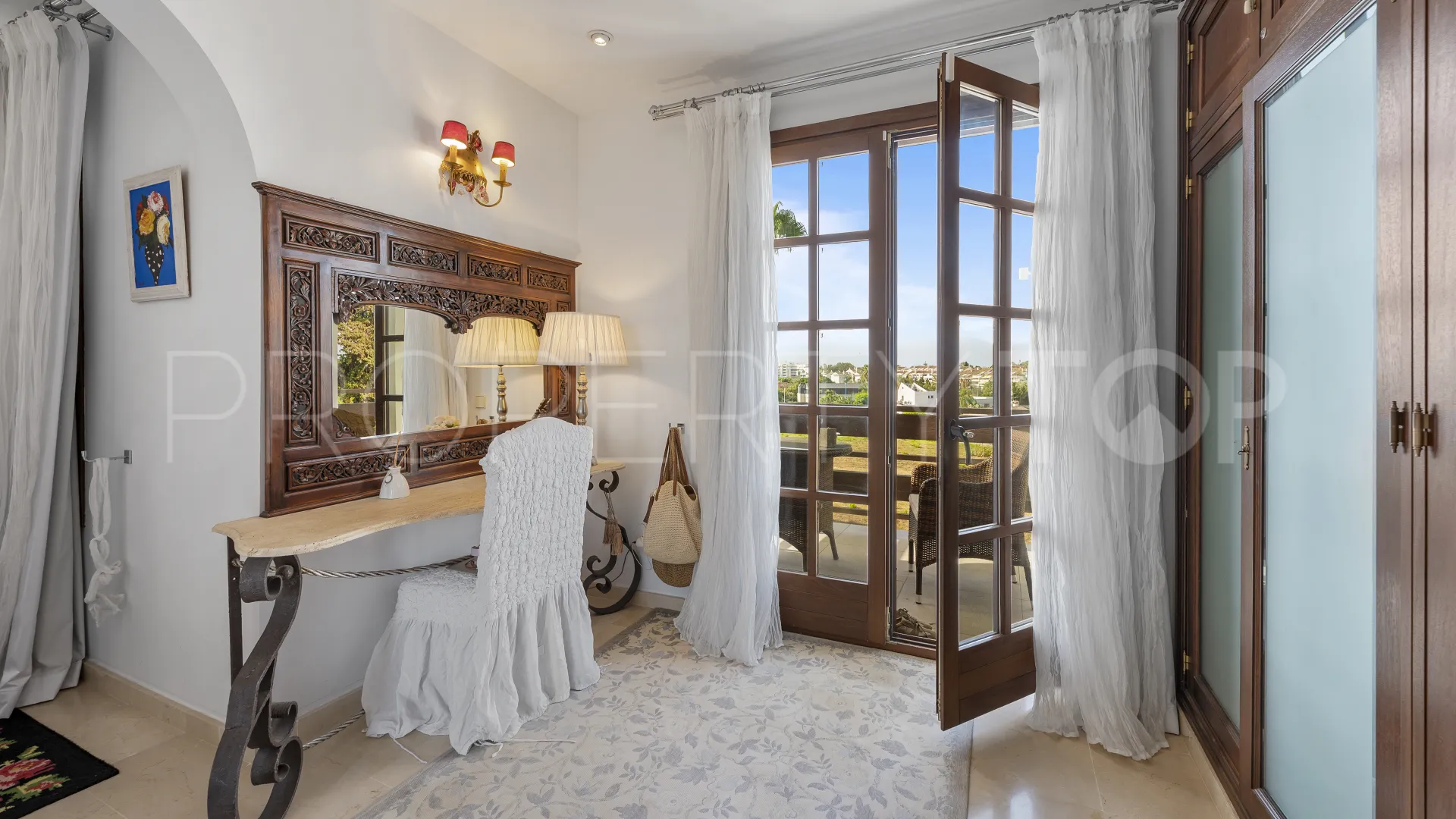 Villa for sale in San Pedro Playa with 5 bedrooms