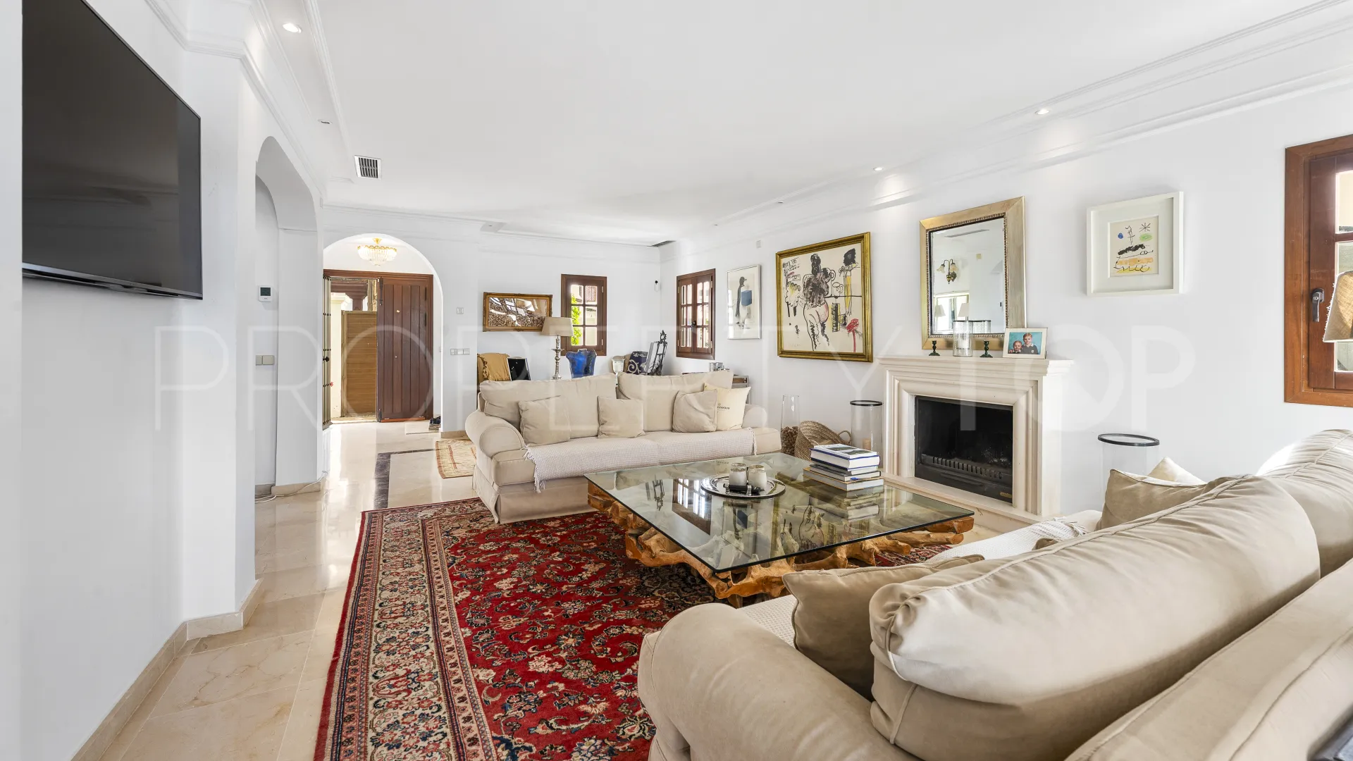 Villa for sale in San Pedro Playa with 5 bedrooms