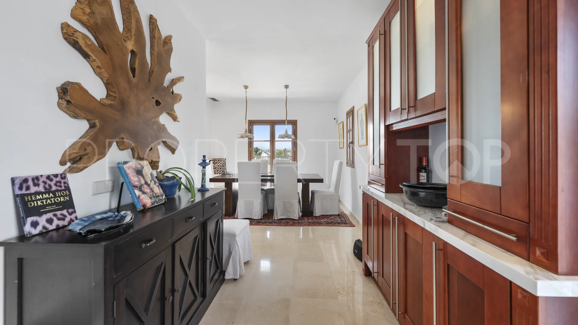 Villa for sale in San Pedro Playa with 5 bedrooms